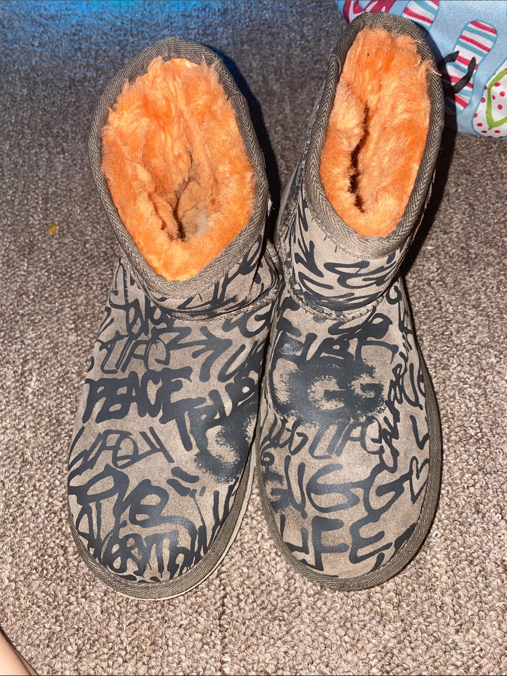 UGG Graffiti Short Boots in Gray with Orange Lining